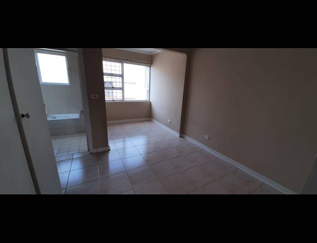 2 BEDROOM FLAT RENTED IN MORNINGSIDE